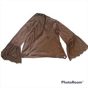 Do+Be brown top with lace bell sleeves